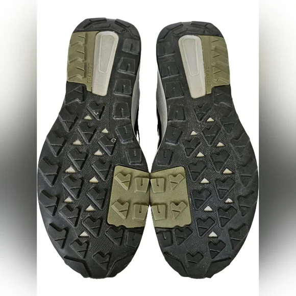 Adidas Anylander Mid Hiking Shoes in Olive Green Mens Size 13M